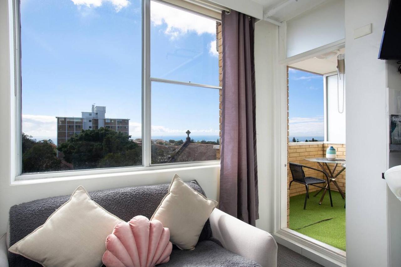 'bondi Fairview' Coastal Panorama With Balcony * Sydney